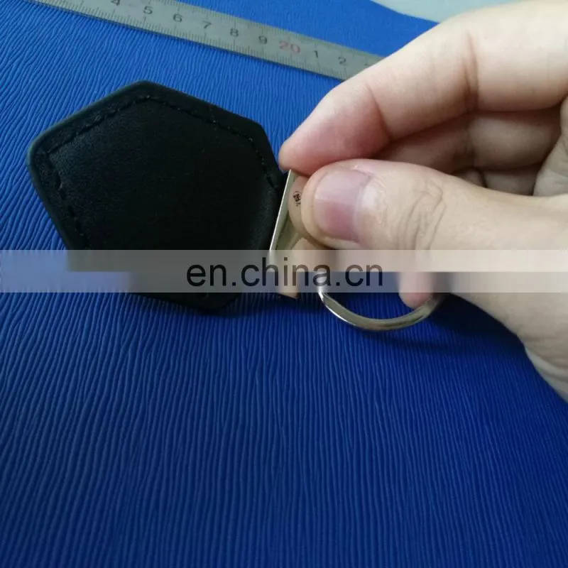 Fashion custom made logo thick ring leather metal keychain