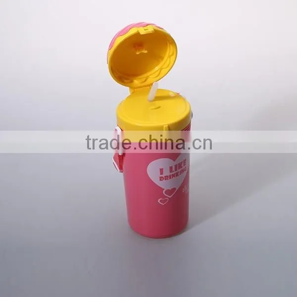 Fashion Ice Cream Shaped Plastic Sport Straw Bottle for kids