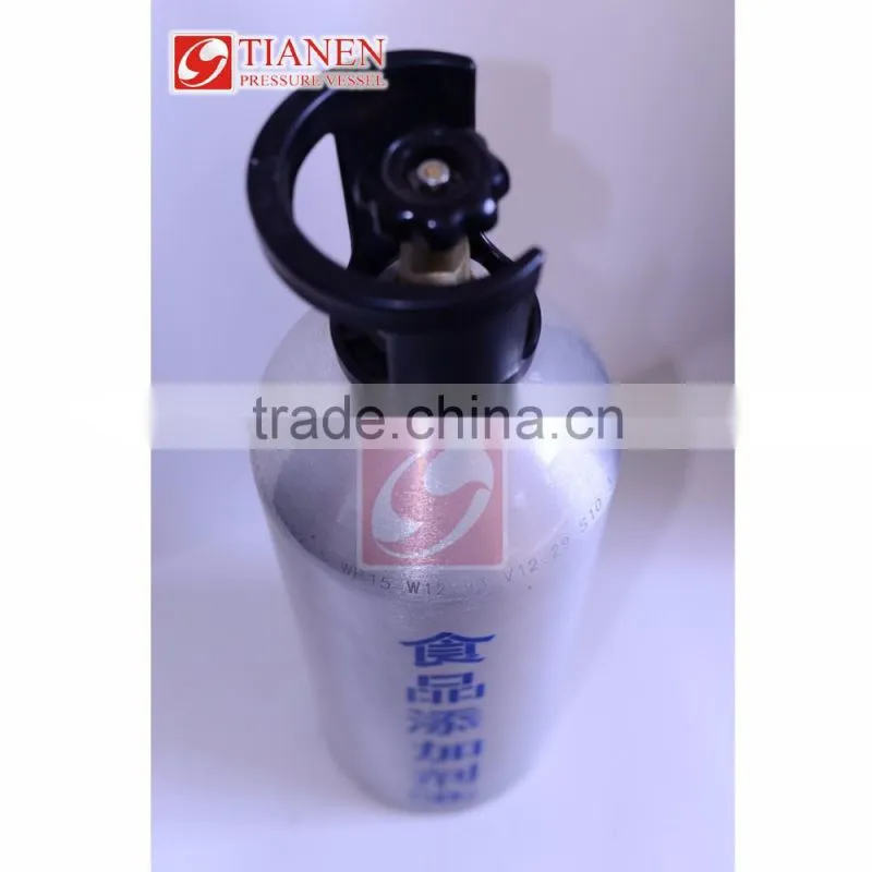 CO2 tank for beverage use