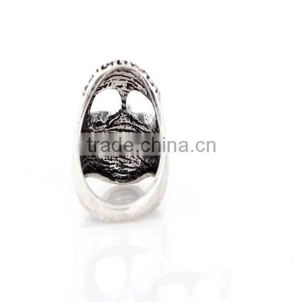 New Mens skull ring vampire tooth sharper