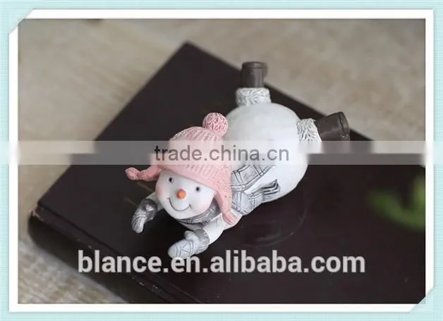 lovely snowman resin figurine long nose design universal Christmas gift