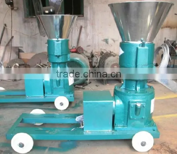 Production 200-300KG/H animal feed pellet machine
