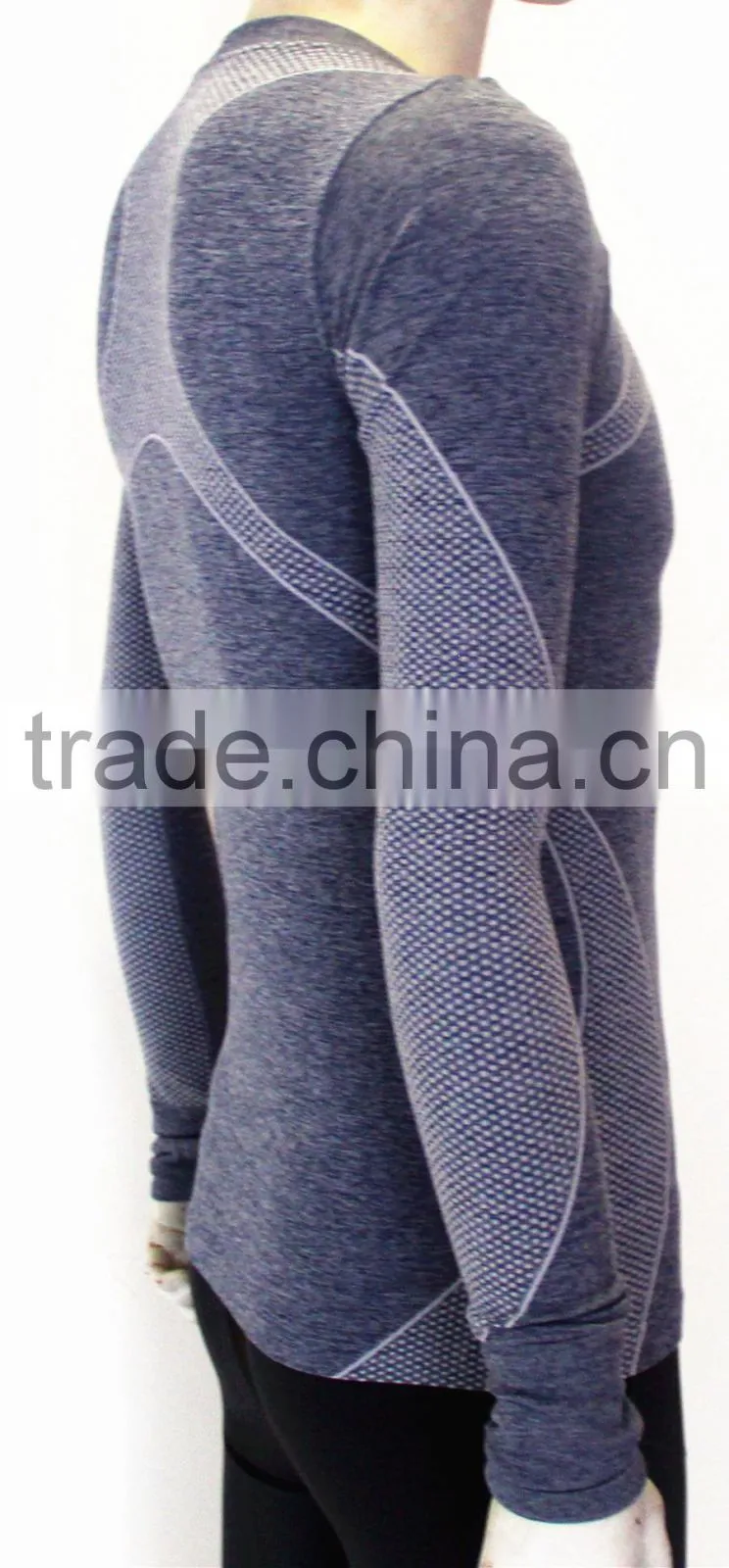 Seamless comfortable cycling jersey for men