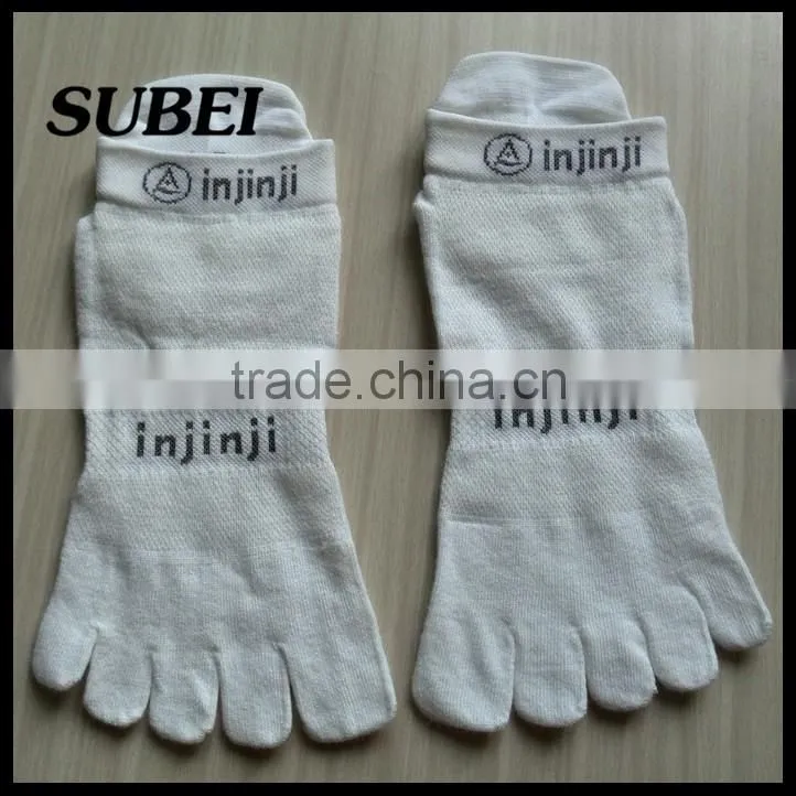 High quality designer design ankle high arch support injinji toe sport sock