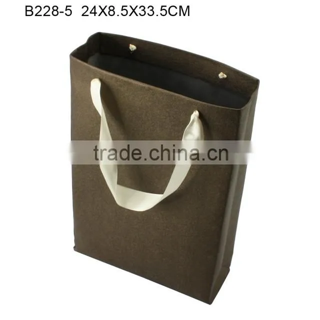 Customized Elegant Art Paper Jewelry Bag for Jewelry Box with Silk Ribbon Manufacturers China B228-4
