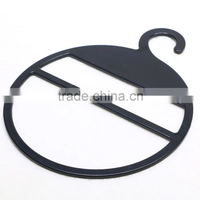 QD-Z88 Useful plastic round tie/scarf hanger for display