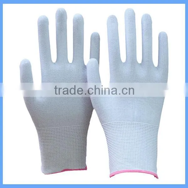 13 Gauge Seamless White Knitted Person Winter Nylon Glove