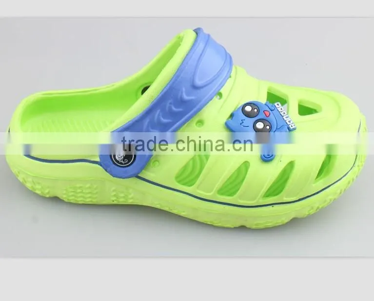 2016 New Design Fashion EVA Kids Clogs Cute Garden Children Shoes