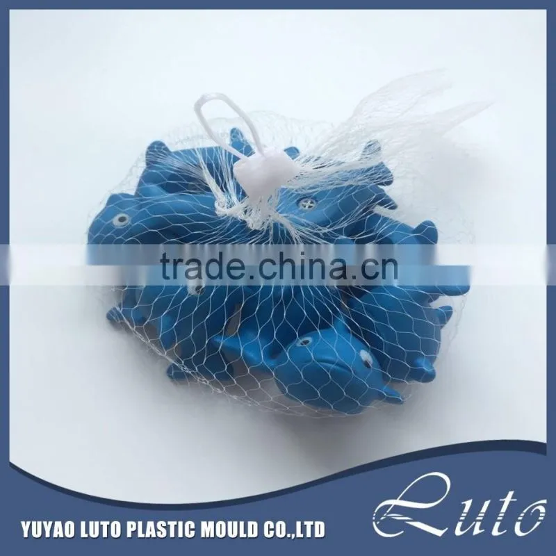 customized high quality plastic floating toys