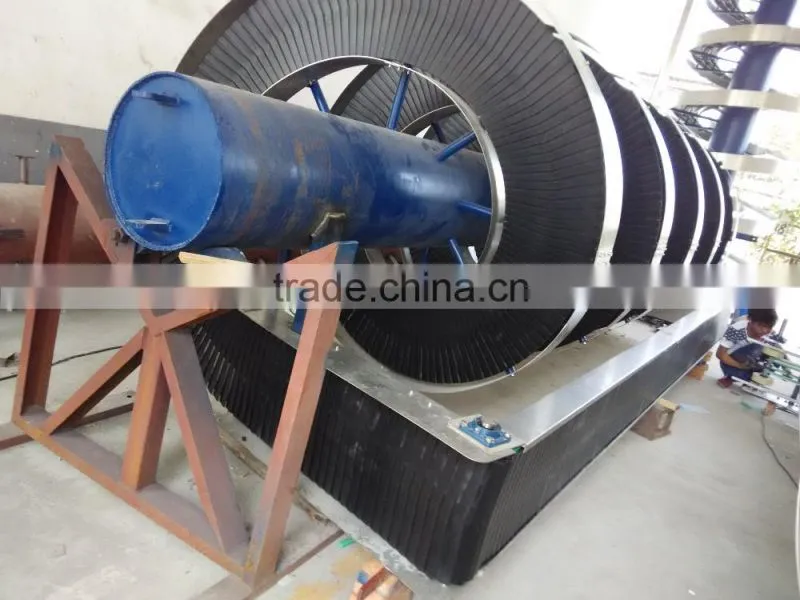 Vertical Transfer POM chain spiral conveyor with Rubber pad for anti-slip