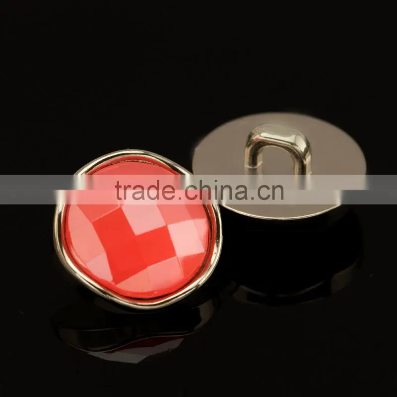 Taiwan Designer All Types of Shank Type Button for Garment