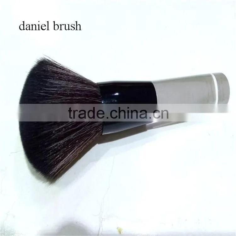 one piece crystal blush brush daniel makeup brush tool for people