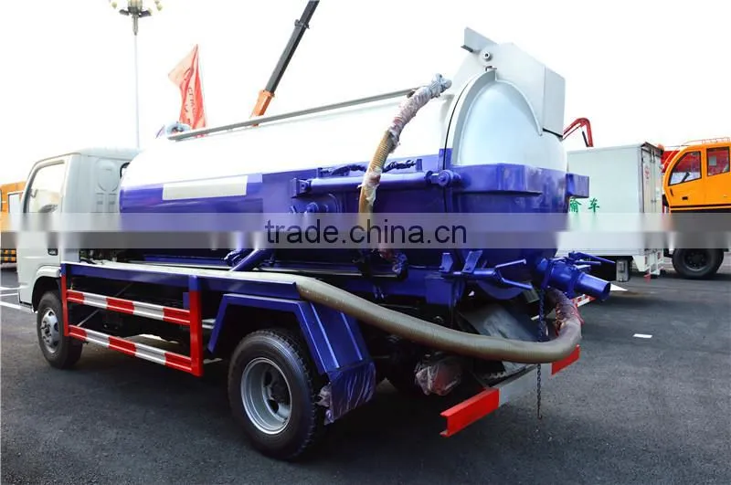 capacity 4000l-5000l 4X2 vacuum sewage tank trucks in china