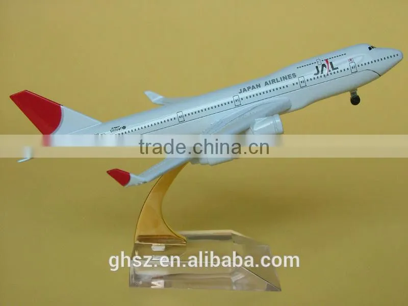 Guohao hot sale custome toy cargo plane; resin pedal plane