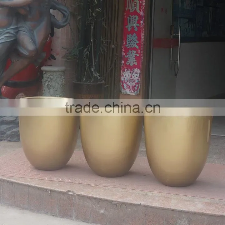 Modern gold fiberglass vase pot