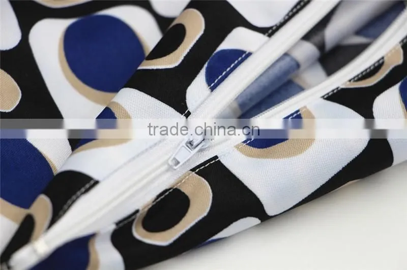 Free Sample Two pockets Printed Patterns Cloth Diaper Wetbag for baby Snap Handle Mummy Bag