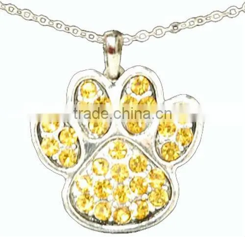 18" Metail Chain/Lobster Claw Closure/1" Paw Print Pendant/Rose Rhinestone/Choker Necklace