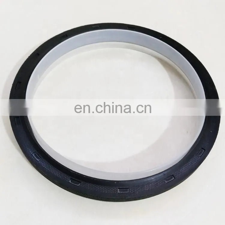 DCEC QSB Engine Parts 4988952 Oil seal