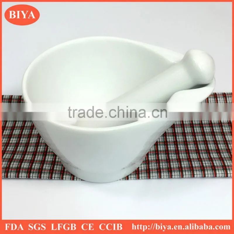 mortar mixer Kitchenware white glazed porcelain big mortar and pestle pouring Lip for lab use or for cooking tools