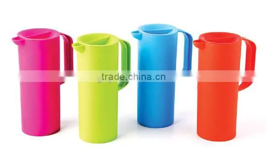 cheap plastic water jug with handle, with lids