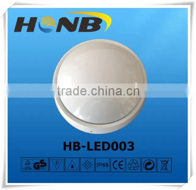 IP65 E27 6W-15W outdoor LED bulkhead light fitting