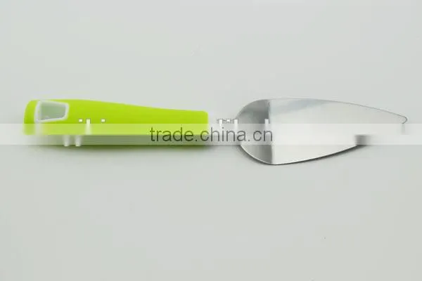 Plastic handle cake tools pancake turner like a leaf