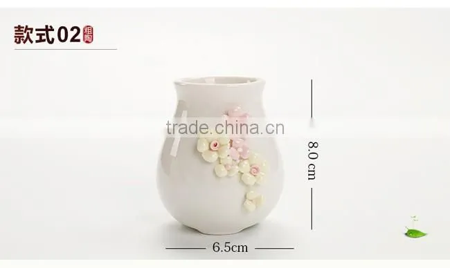 Creative hand pinching flowers small white ceramic flower pots