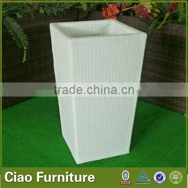 patio plastic flower pot