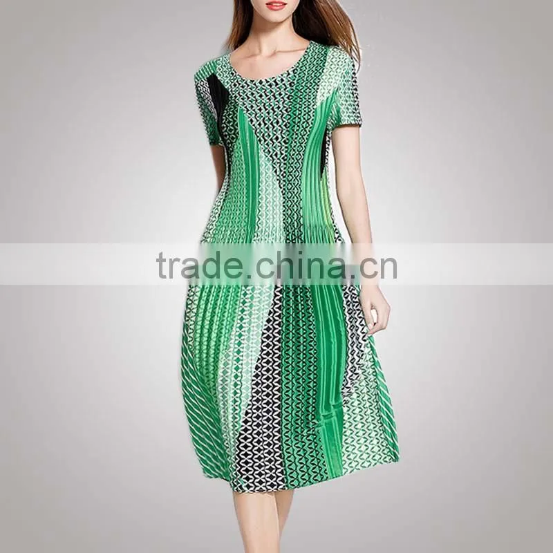Anti Static Custom Make High End Oversized Dress With Your Design