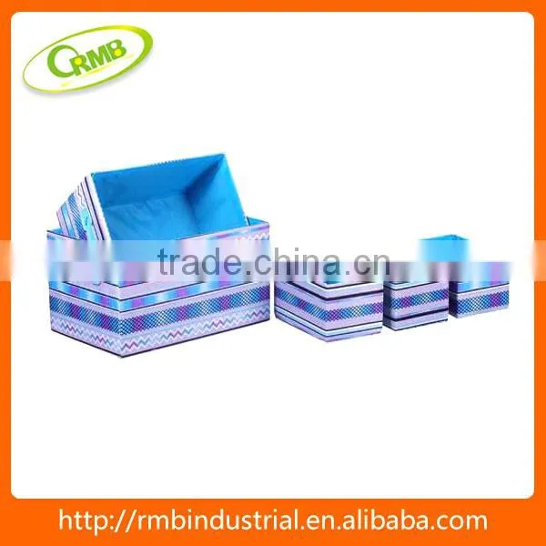 Plastic storage box
