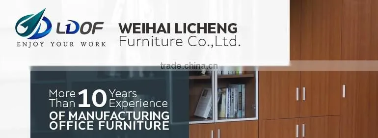 Wholesale chrome metal Ergonomic mesh office chair