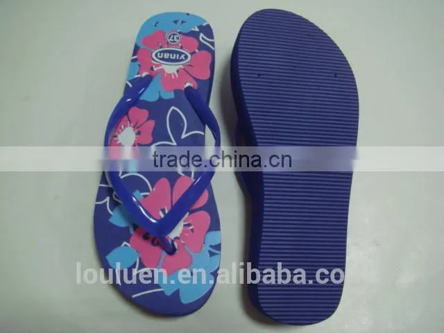 663 LOULUEN Custom EVA Ladies Flat Slippers Wedge Flip Flops For Women With Logo