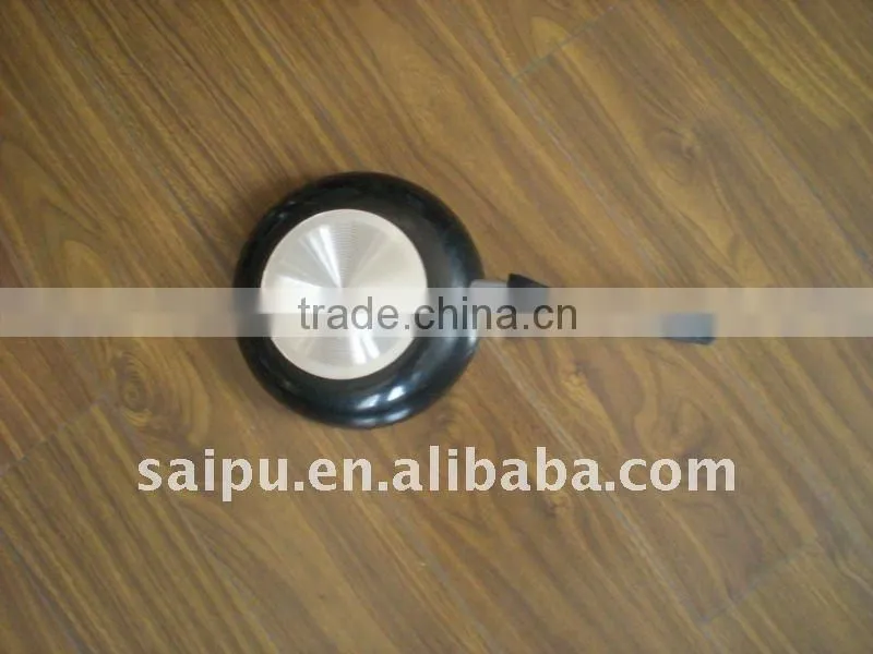 aluminium frying pan