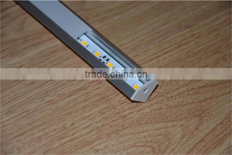 Corner and Surface Mounted TED001P18 Triangle LED Aluminum Profile