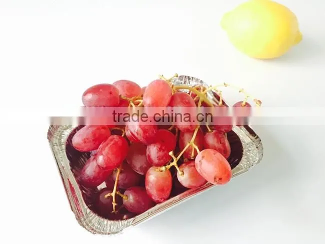 Disposable non-toxic aluminum foil container with a lid, to their own healthy body
