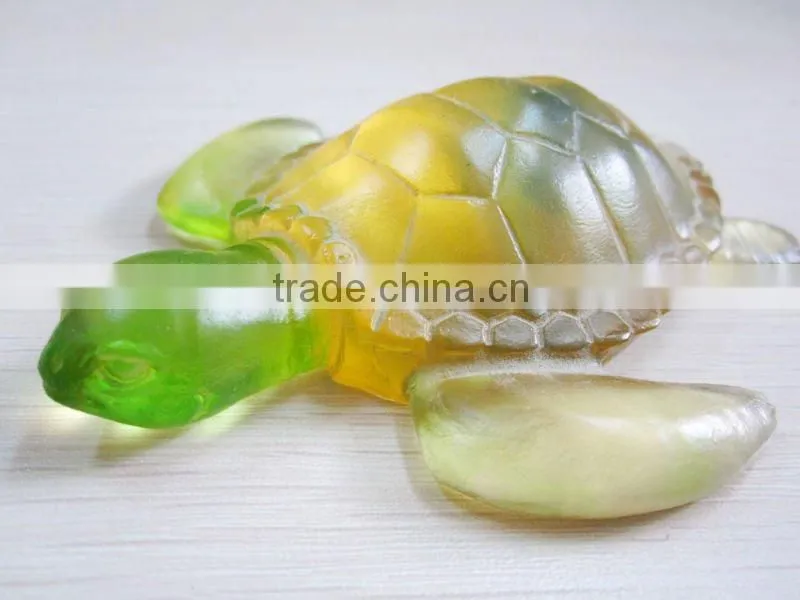 customized casting glass fish vase as artificial centerpiece for collection