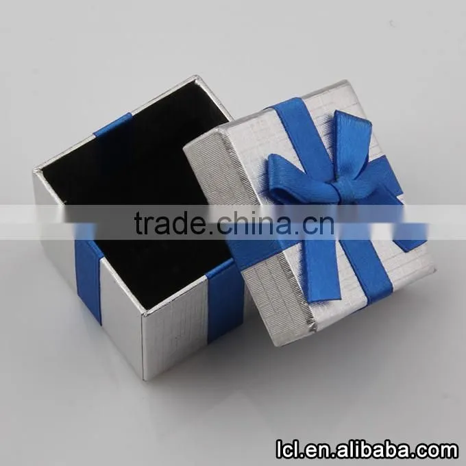 Wholesale velvet jewelry boxes, low price designer jewelry box velvet
