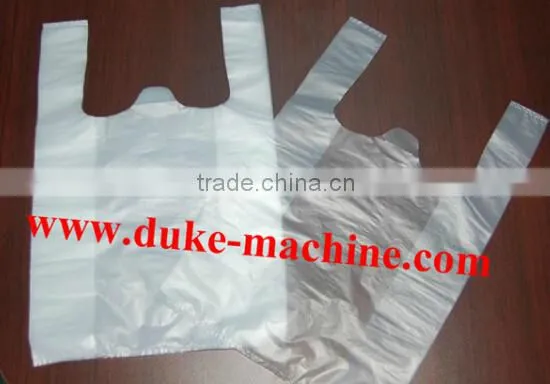 High Speed T-Shirt Bag Making Machine (GBDE600-700)