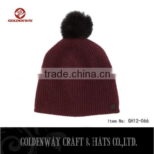 Fashion man beanie hats with woven logo