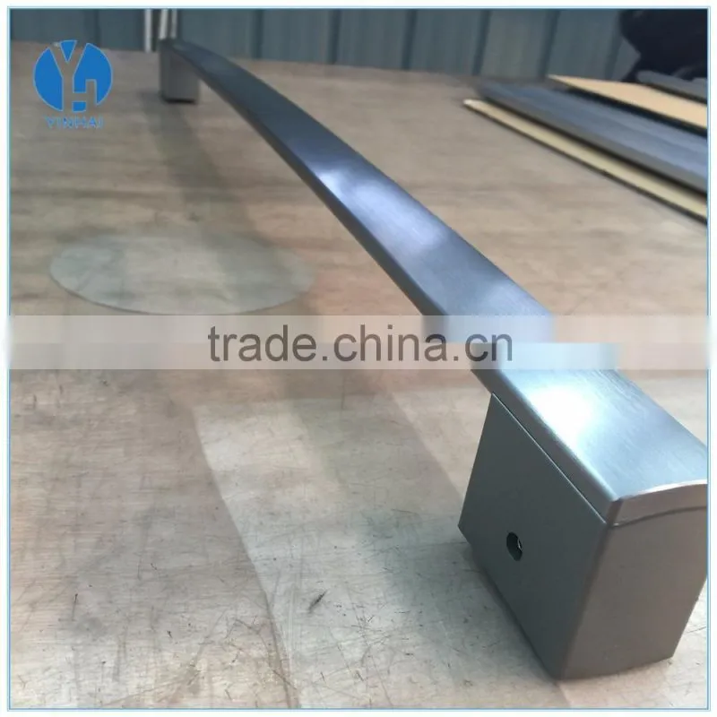 Refrigerator aluminum pull handles