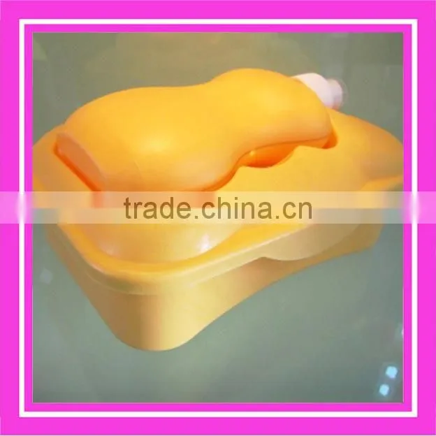plastic food container with water bottle / plastic lunch container with water bottle