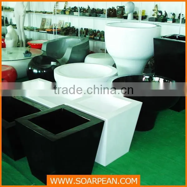 Customized Decorative Fiberglass Outdoor Flower Pot