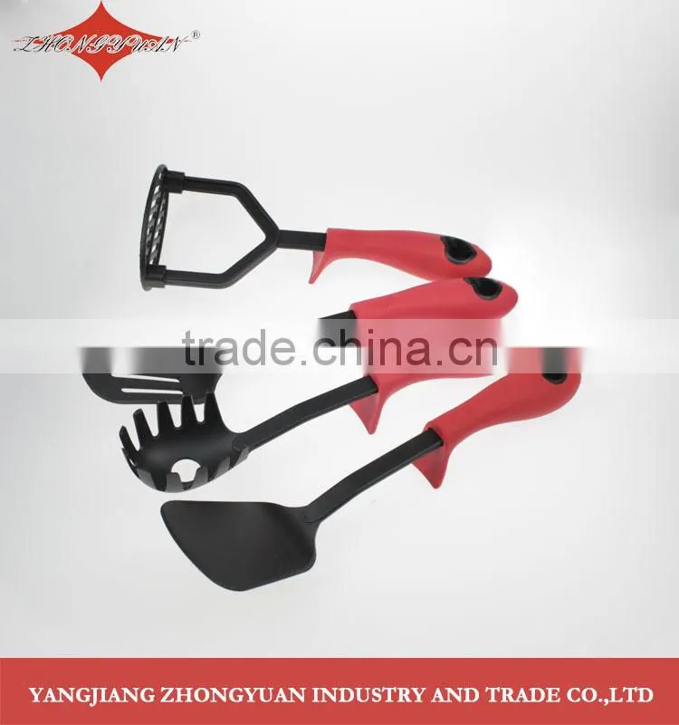 100% food grade kitchen utensil,nylon kitchen tool with red heart shaped handle