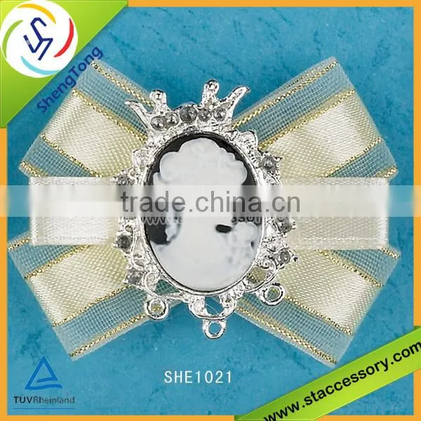 2015 high quality fabric brooch