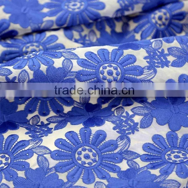 Good price european fashion beautiful water soluble embroidery lace fabric