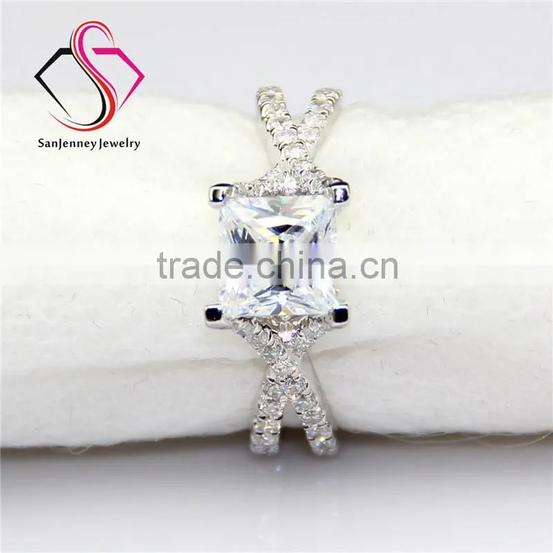 Princess Cut Moissanite Sqaure 1.25 Carat 5.5mm Center 14k 18k White Yellow Gold Platinum Diamond Engagement Ring