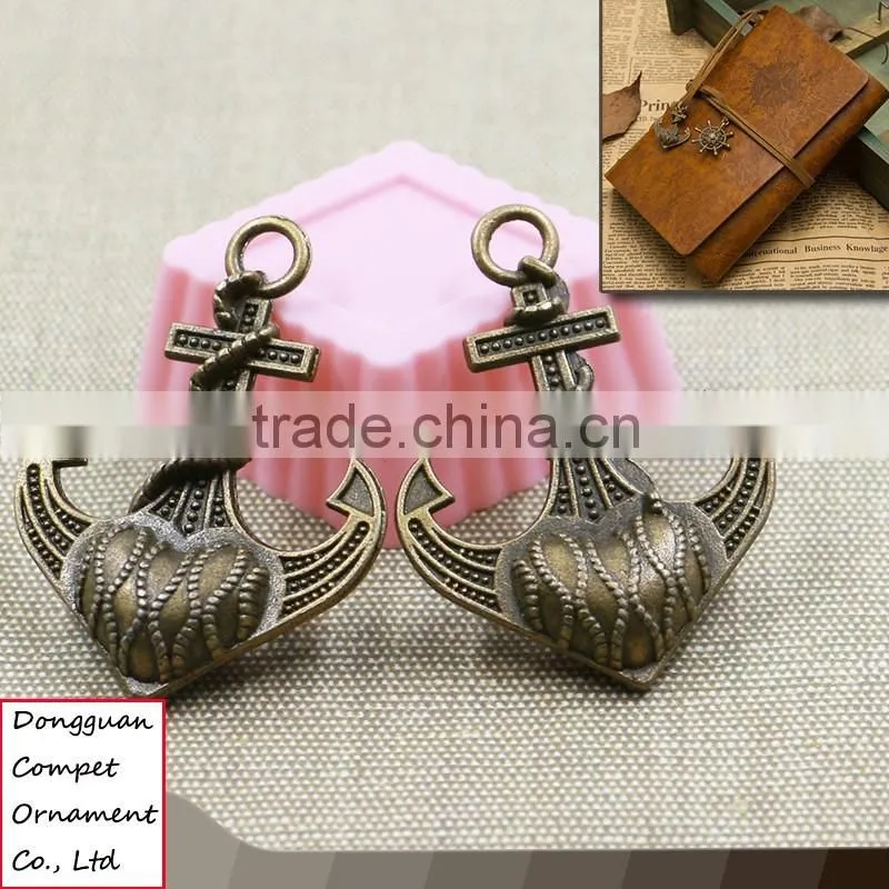 Wholesale retro zinc alloy high end three dimensional rudder anchor pendant