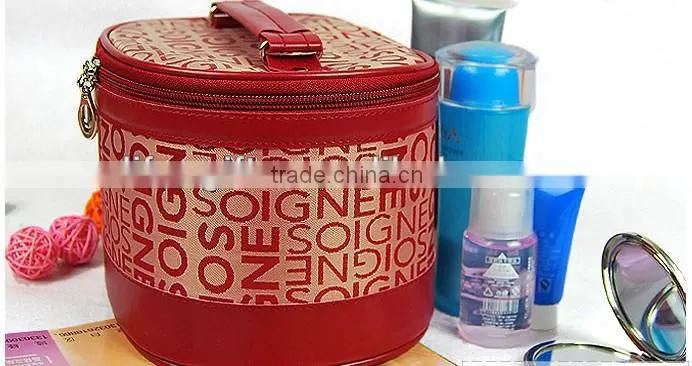 2016 High Quality Travel Zipper Fashion Cosmetic Pouch Bag With Logo Customized