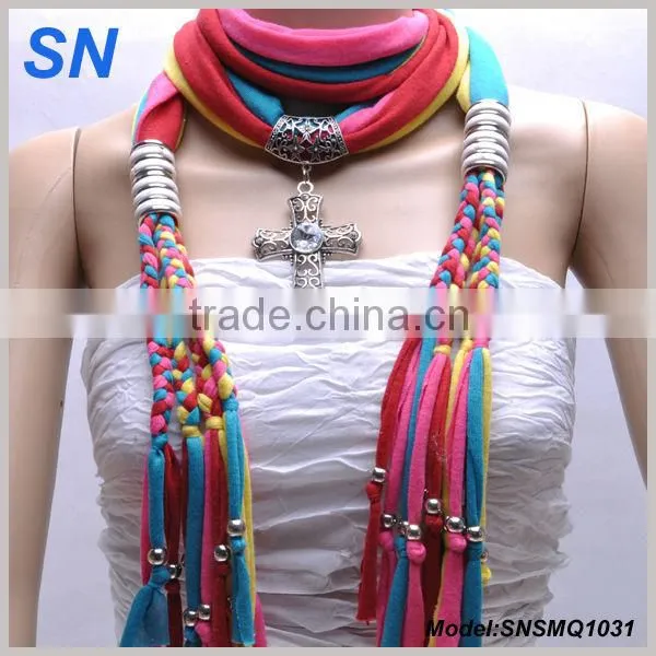 Fashion Pendant Jewelry Scarf With Alloy Pendant/Pendant Scarf