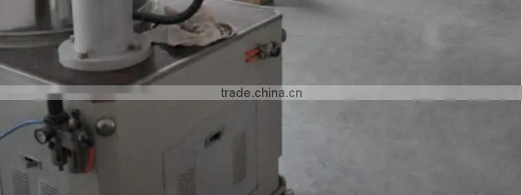 Plano convex cylindrical lens